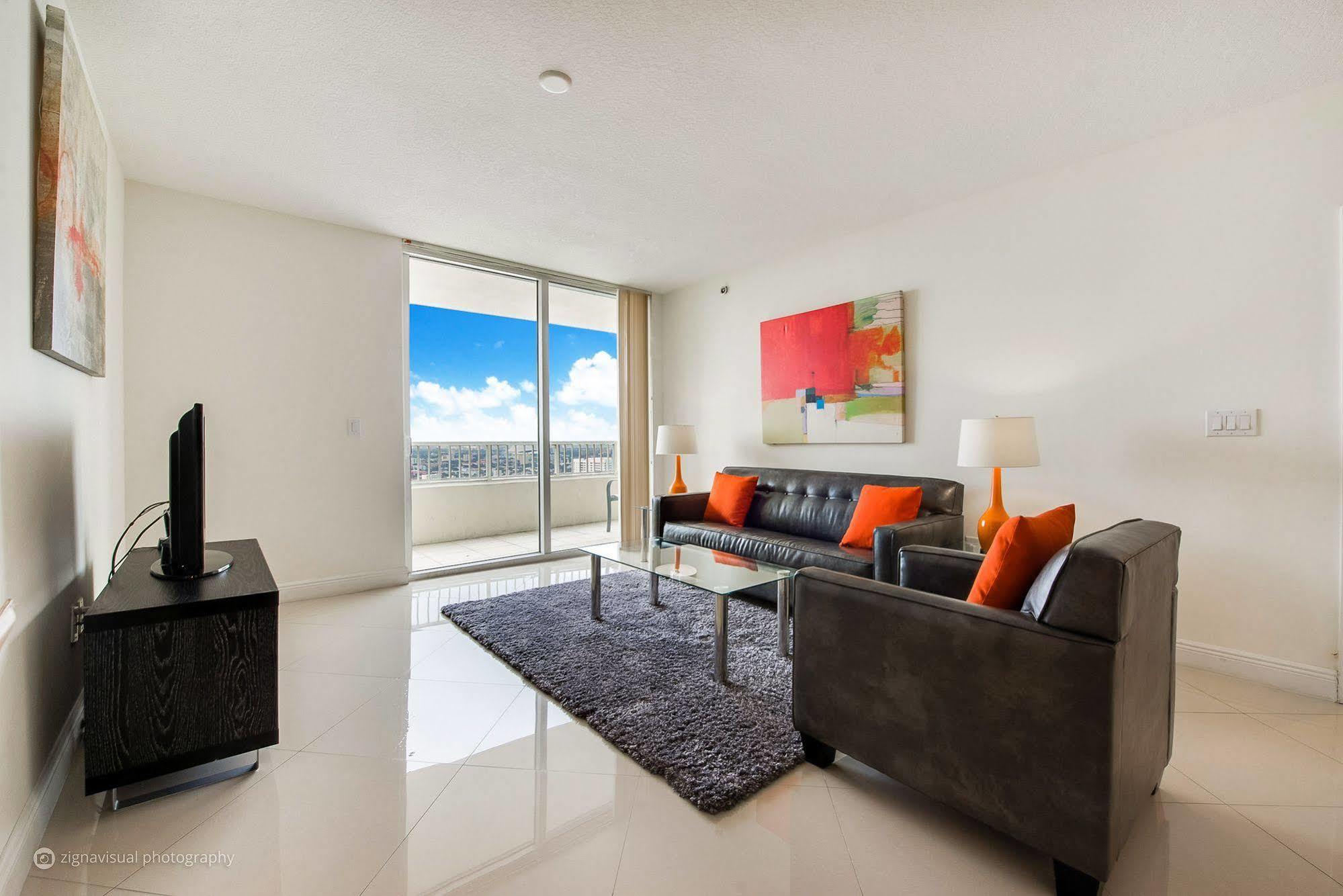 Churchill Suites Miami Brickell - One Broadway Zewnętrze zdjęcie